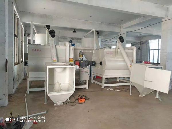 干粉砂漿設(shè)備的設(shè)備組成及其成品組成分別是怎樣的？